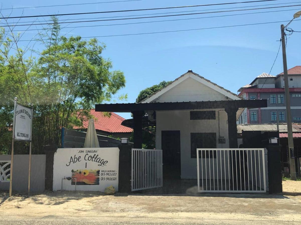 קמפונג קואלה בסוט Abe Cottage מראה חיצוני תמונה